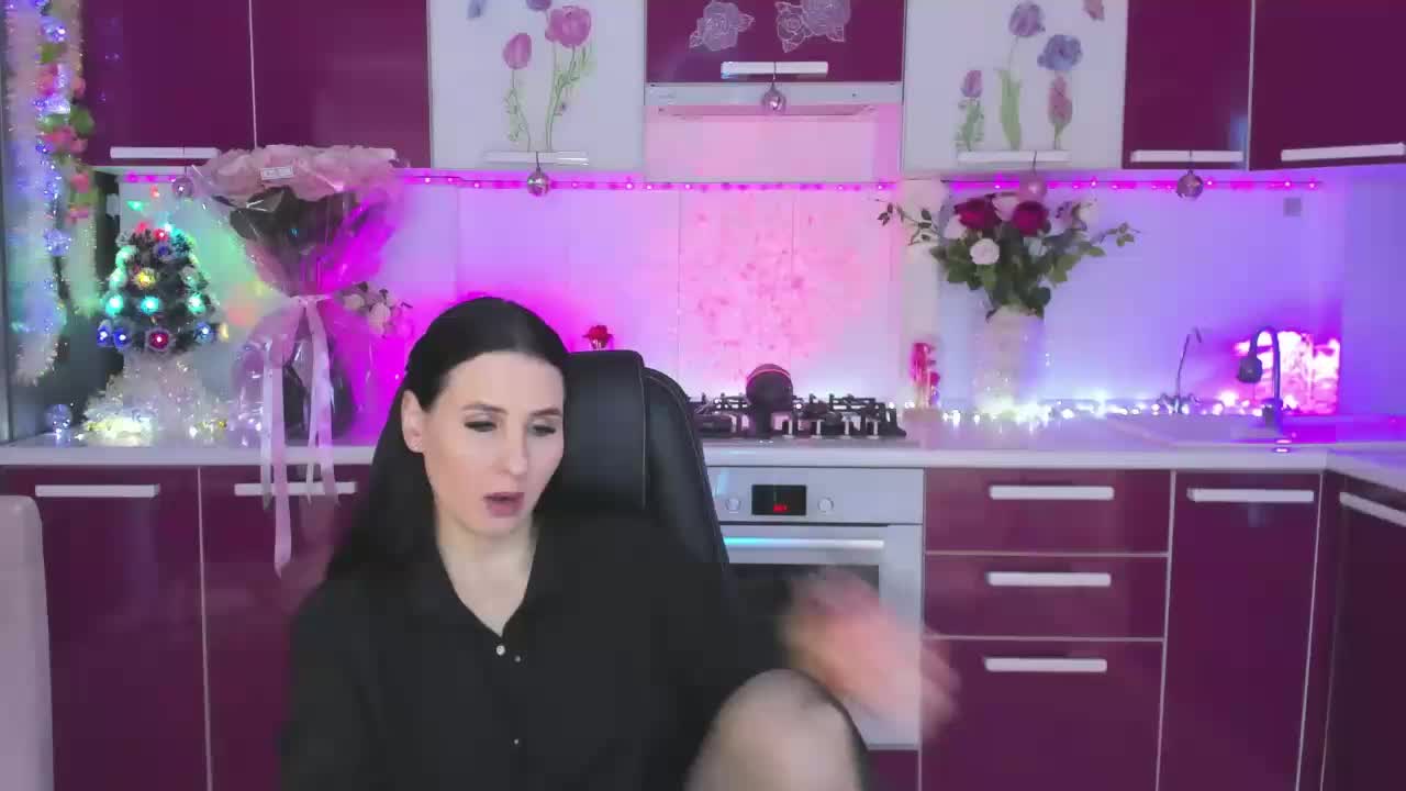 Olivija2020 Live Sex December 25, 2025