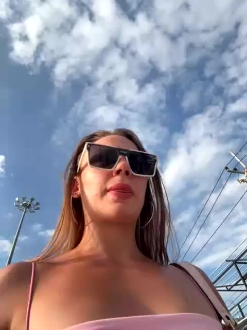 Linnea Live Sex December 25, 2025