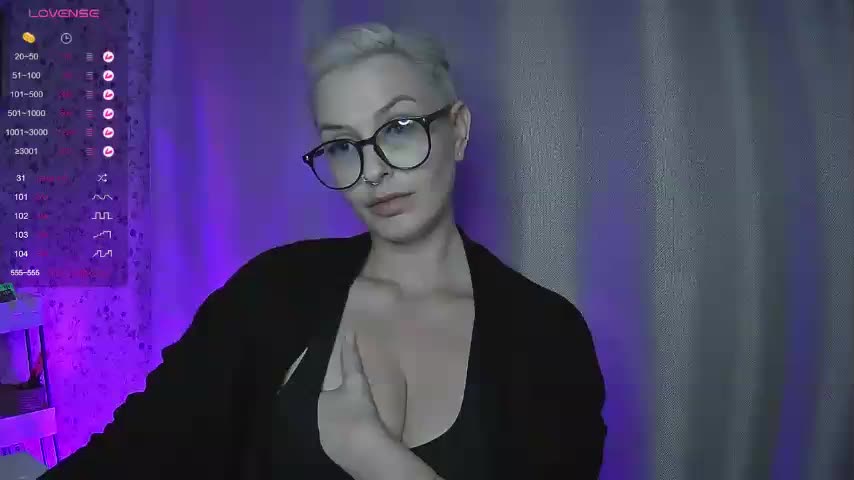 MamaKoska Live Sex December 25, 2025