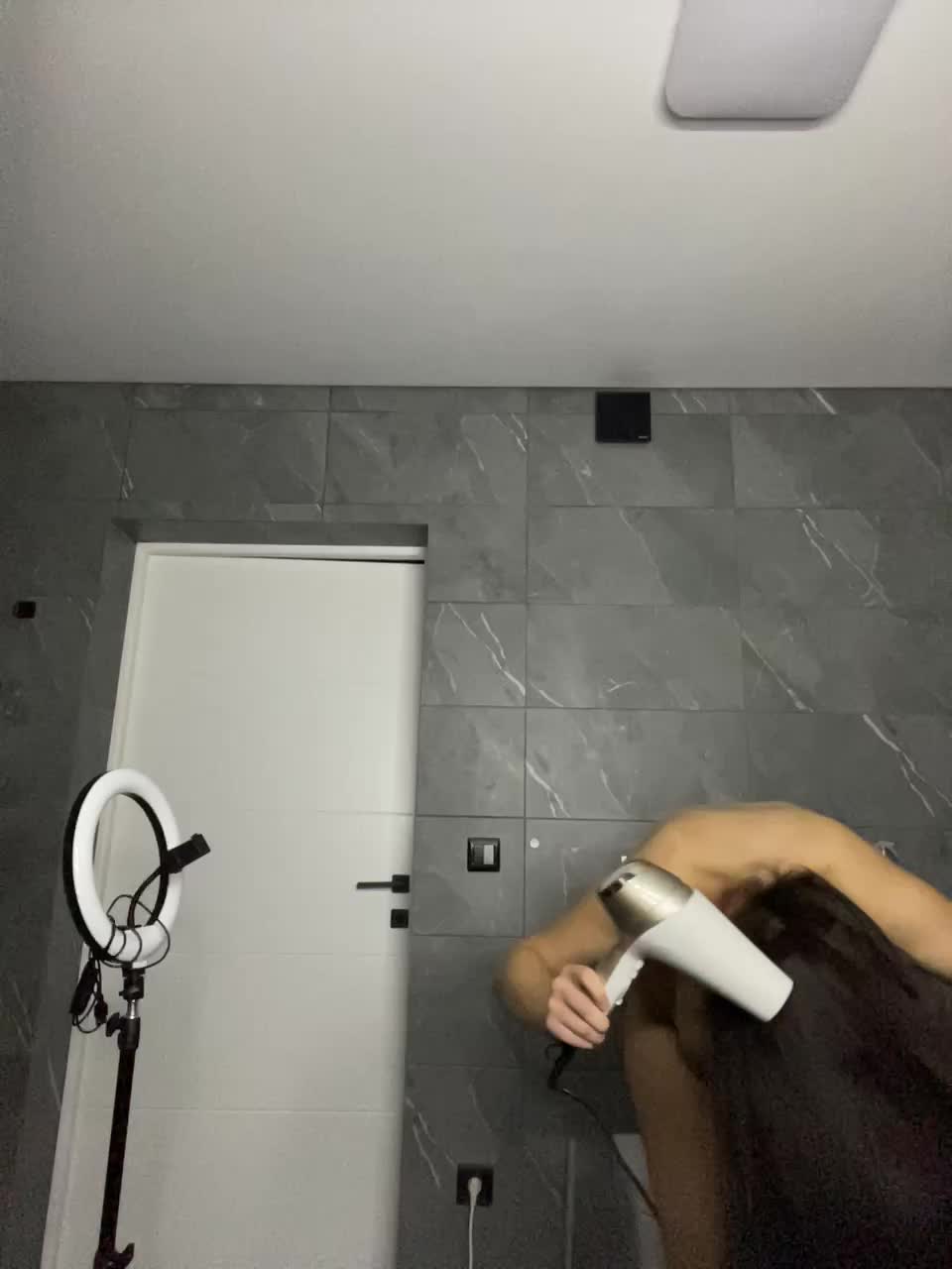 Potifays Live Sex December 25, 2025