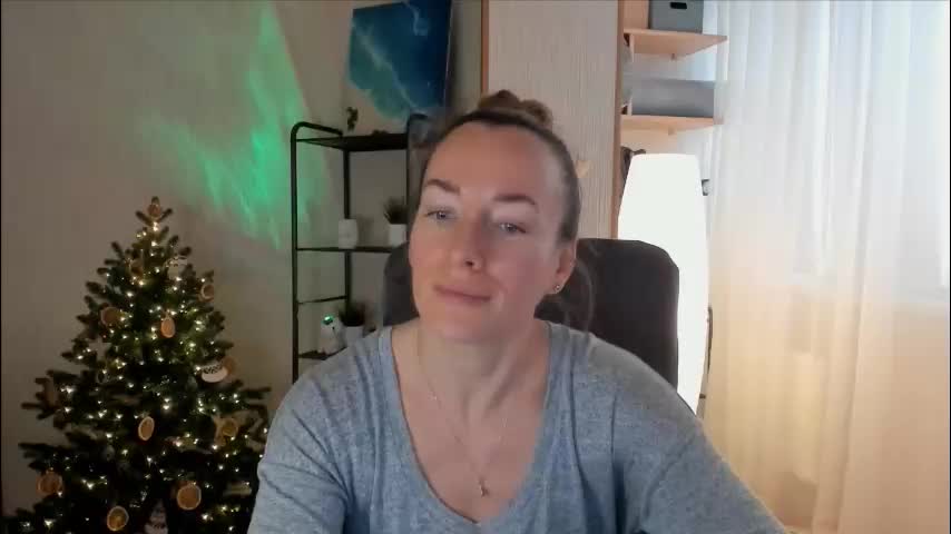 save_the_qween Live Sex December 25, 2025