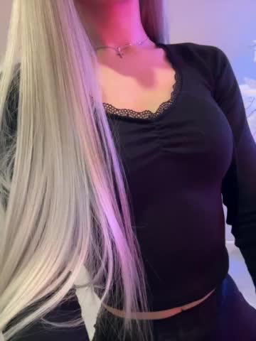 PauLiiine Live Sex December 25, 2025