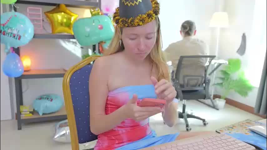 ellcrys Live Sex December 26, 2025