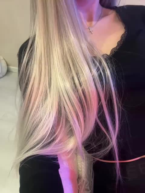 PauLiiine Live Sex December 26, 2025