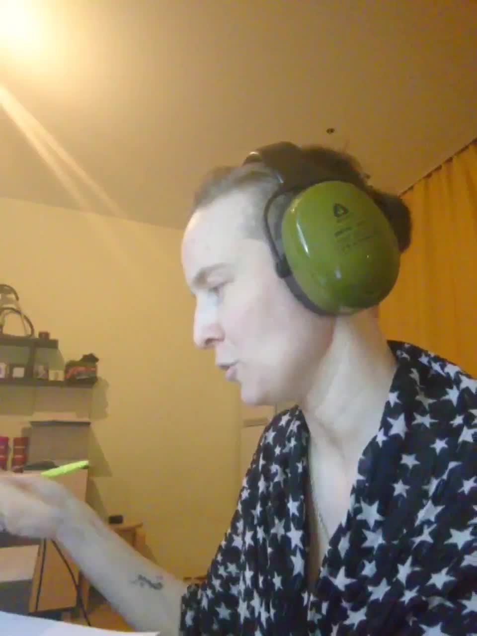 Magretta_Dering Live Sex December 26, 2025