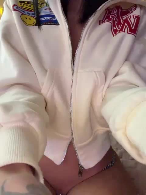 chicanogirl Live Sex December 26, 2025