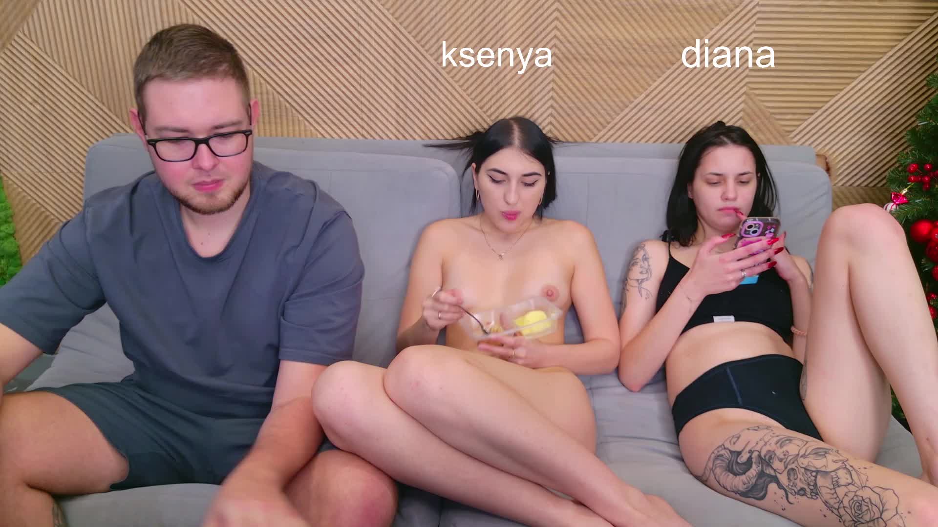 WebcamSlut Live Sex December 26, 2025