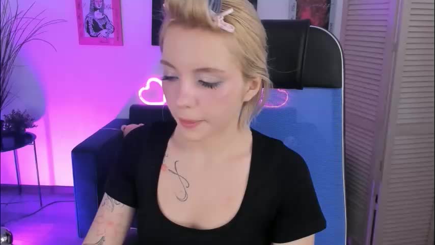 aurorawrenfield Live Sex December 26, 2025