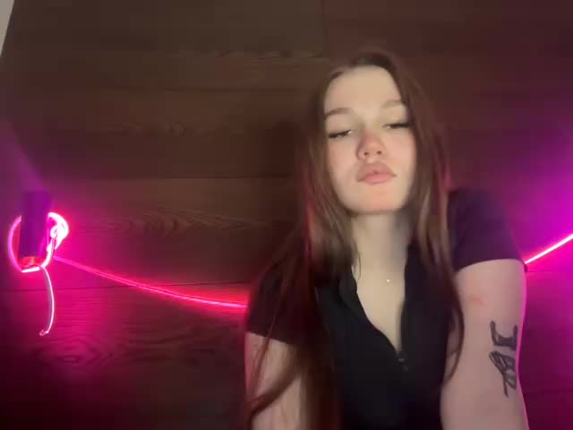 titsDestroy2007 Live Sex December 26, 2025