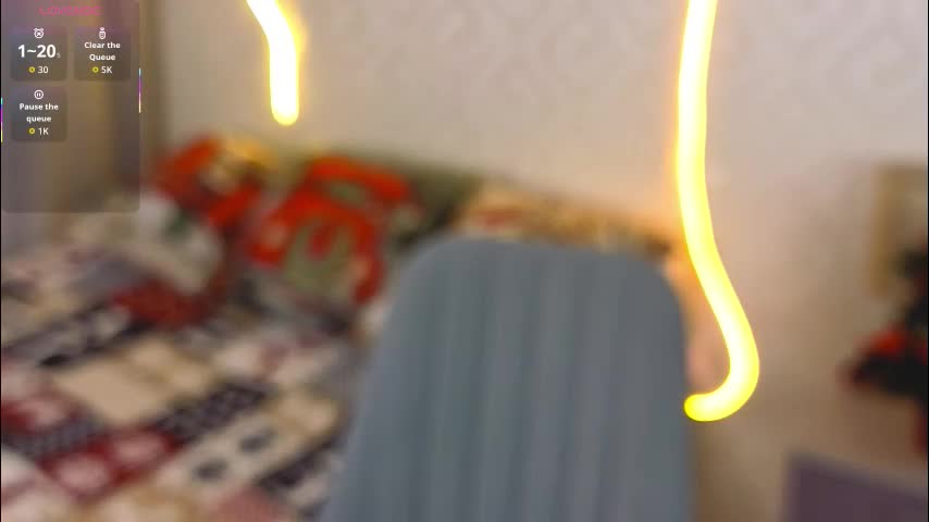 emilyhewell Live Sex December 26, 2025
