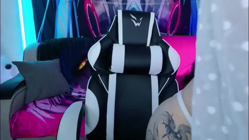 aurora_natsuki Live Sex December 26, 2025