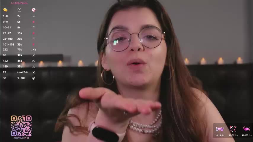 little_poetry Live Sex December 26, 2025