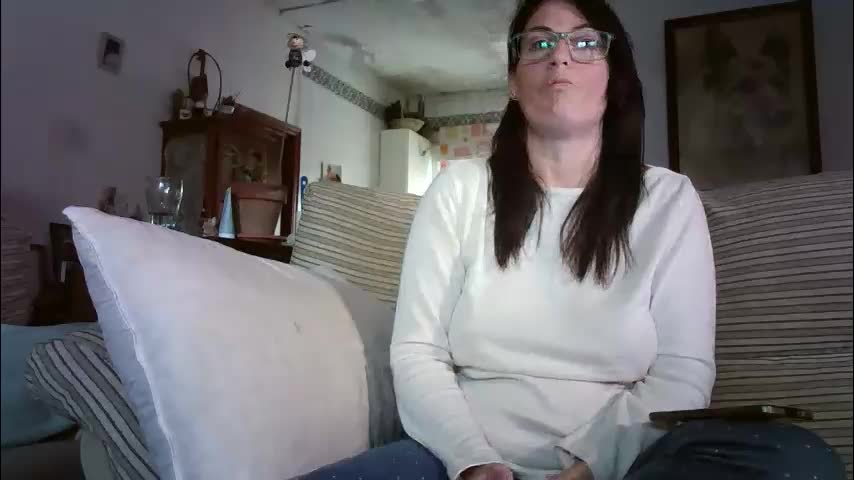 lolahueso Live Sex December 26, 2025