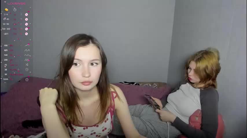 eumomino Live Sex December 26, 2025