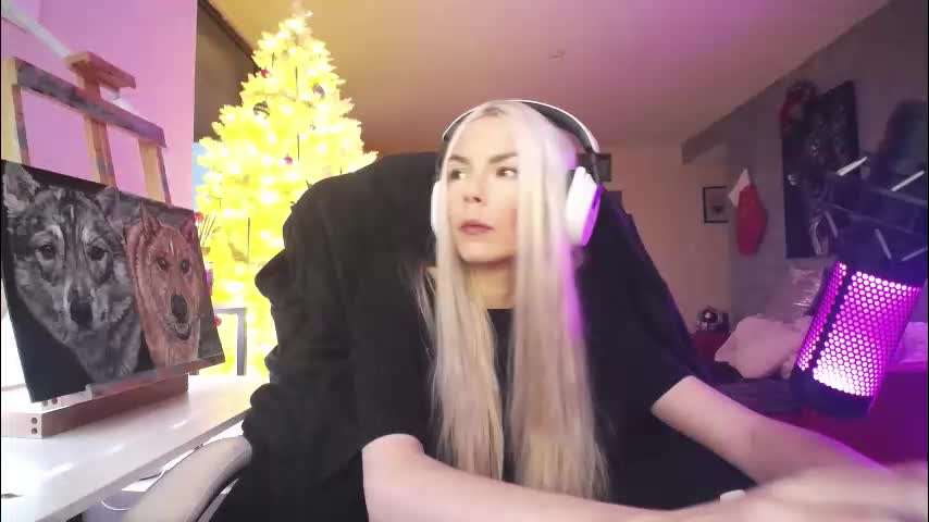 tinykylie Live Sex December 27, 2025