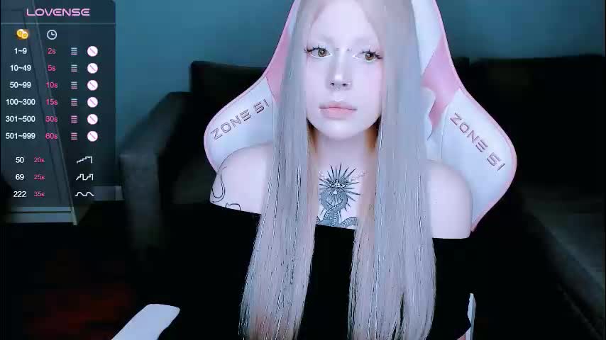 succubus_leslie Live Sex December 27, 2025