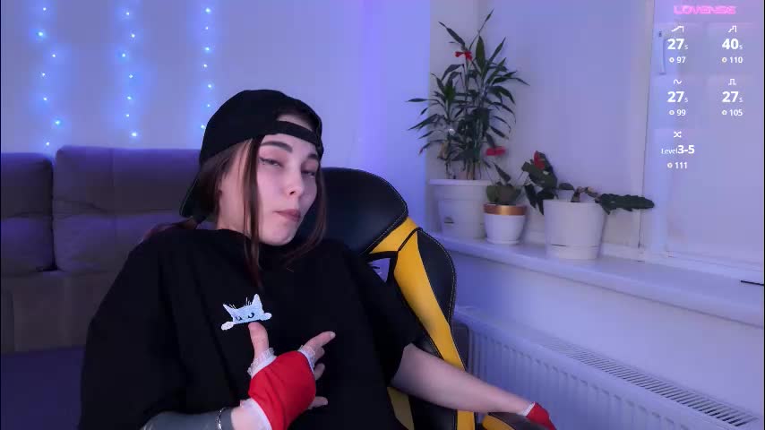 kittie_bear Live Sex December 27, 2025