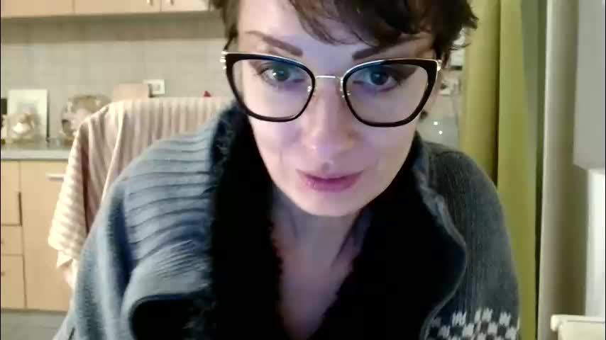 bebacksooon Live Sex December 27, 2025