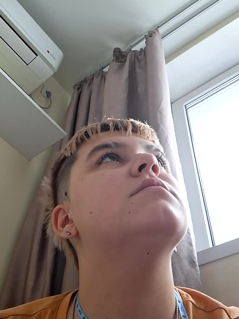 2Lesbians Live Sex December 27, 2025