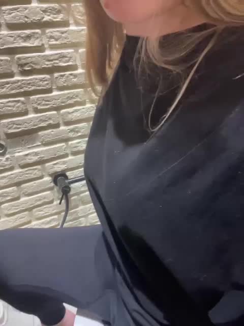 Essss33331 Live Sex December 27, 2025