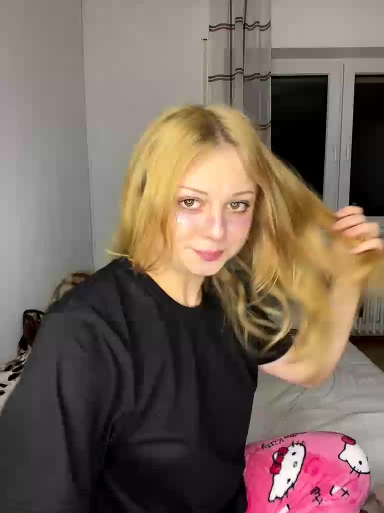 VixyVee Live Sex December 27, 2025