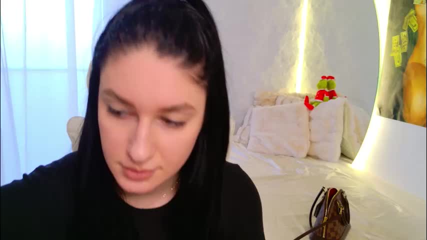 monique_a Live Sex December 28, 2025