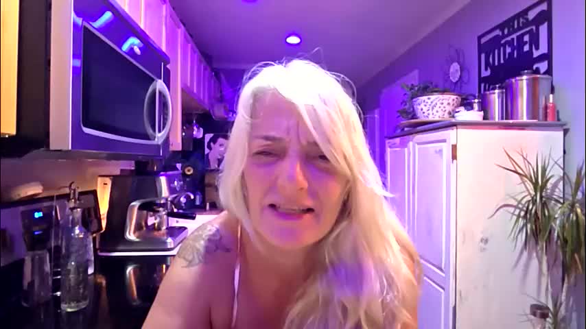 cheekymonkie Live Sex December 28, 2025