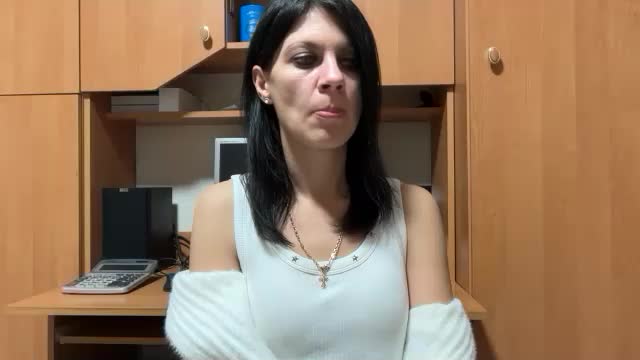 injaathome Live Sex December 28, 2025