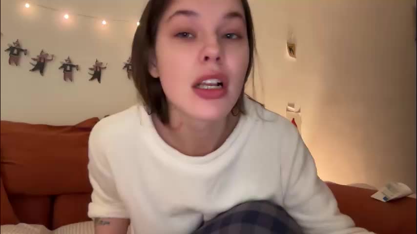 di_n_alex Live Sex December 28, 2025