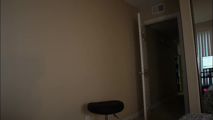 bestblondiiecb Live Sex December 28, 2025