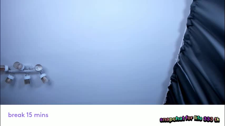 vivian_qwerty Live Sex December 28, 2025