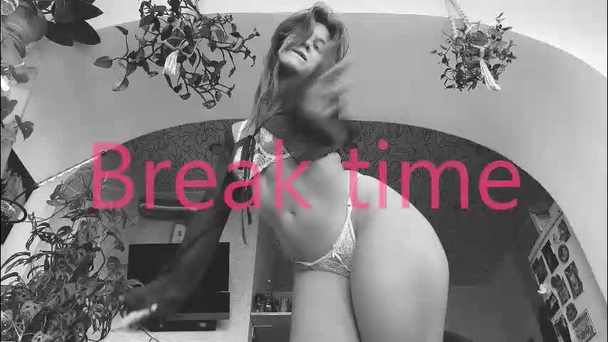 sasha_moormeoow Live Sex December 28, 2025