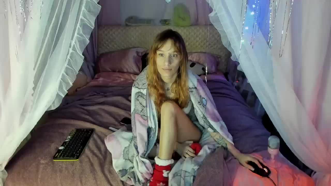 ALYONA_GIRL Live Sex December 28, 2025