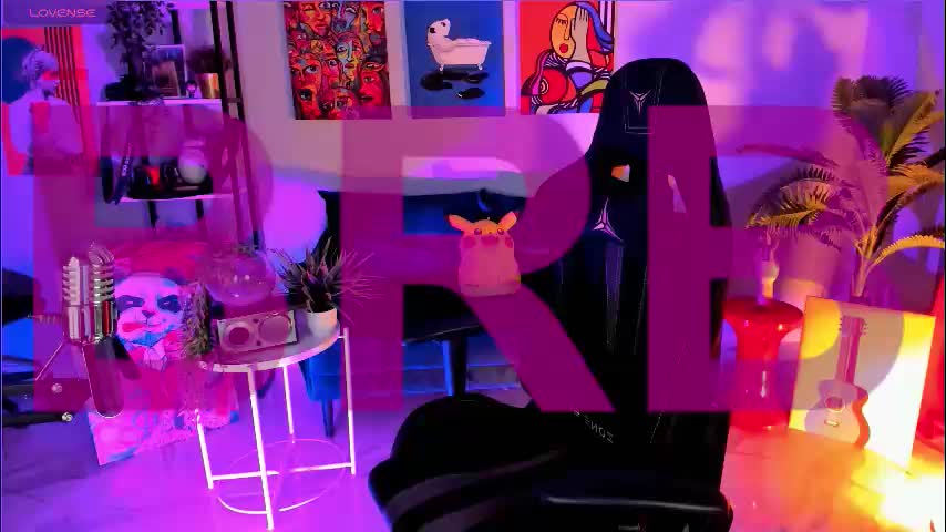 sarahholly Live Sex December 28, 2025