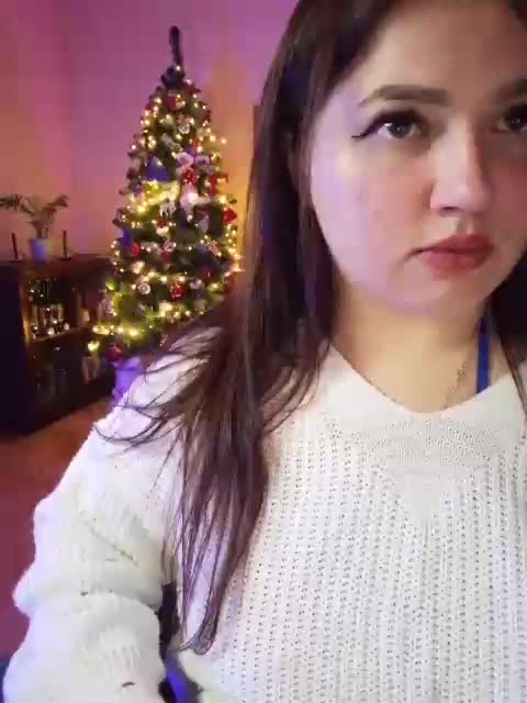 JuliaHesperaks Live Sex December 28, 2025