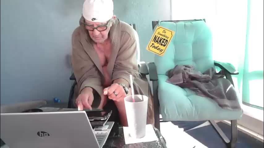 smallpenisbigtongue Live Sex December 28, 2025