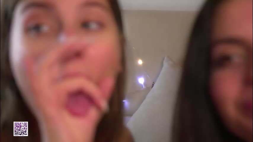 vivid_girls Live Sex December 28, 2025