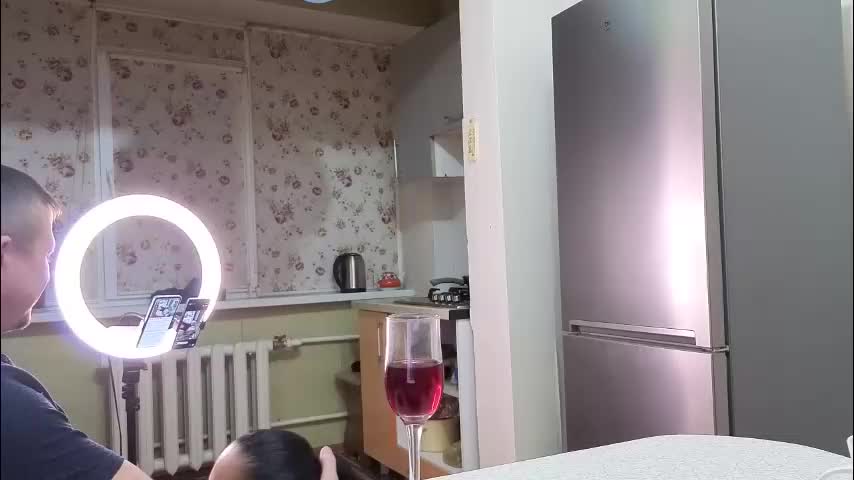 best_ass2000 Live Sex December 28, 2025