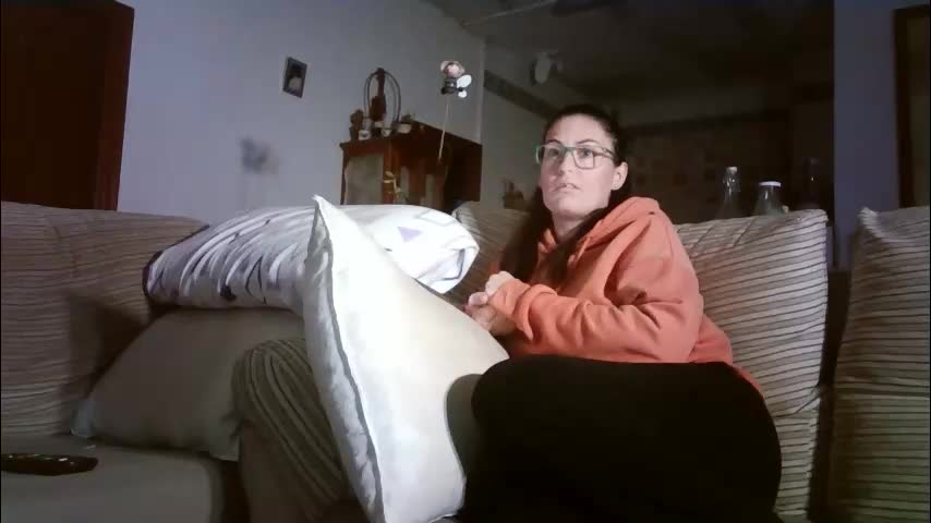 lolahueso Live Sex December 28, 2025