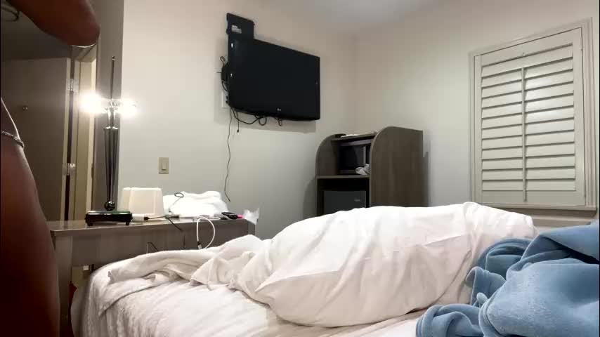 kibrombariu45 Live Sex December 28, 2025