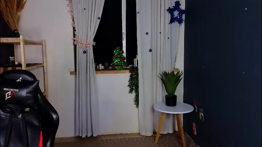 taissa_farmiga Live Sex December 28, 2025