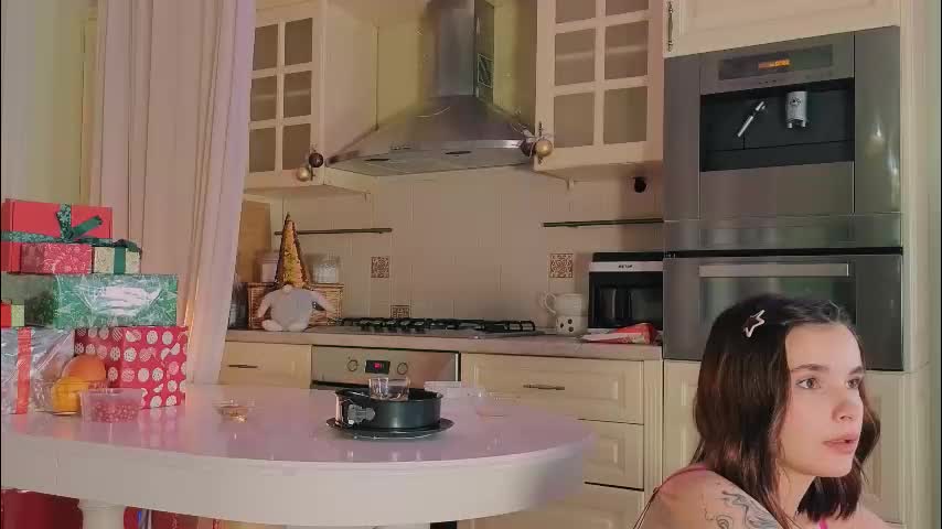 bella_alita Live Sex December 28, 2025