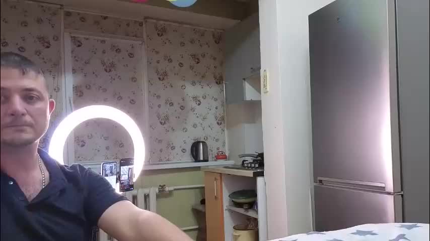 best_ass2000 Live Sex December 28, 2025