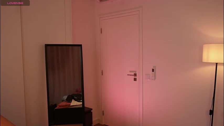 yess_kiki Live Sex December 28, 2025