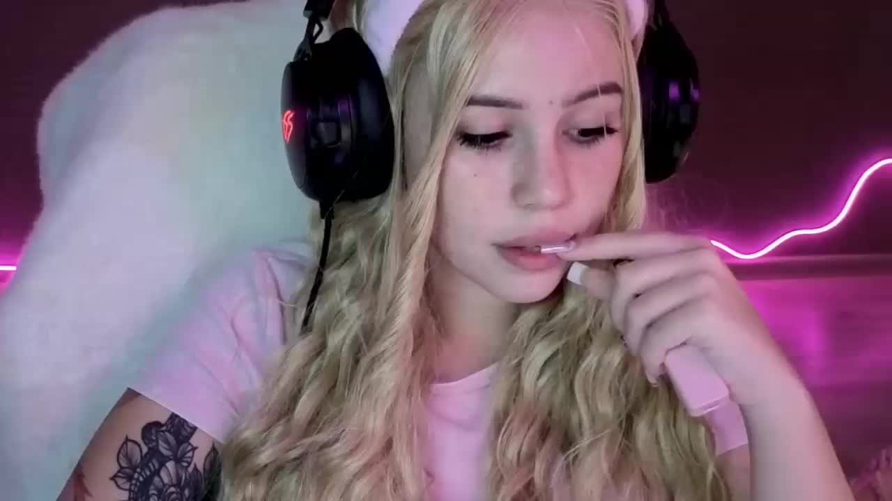 dikidii Live Sex December 28, 2025