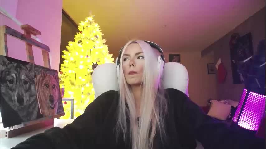 tinykylie Live Sex December 28, 2025