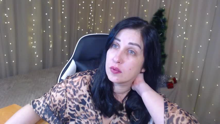JillStevens Live Sex December 28, 2025
