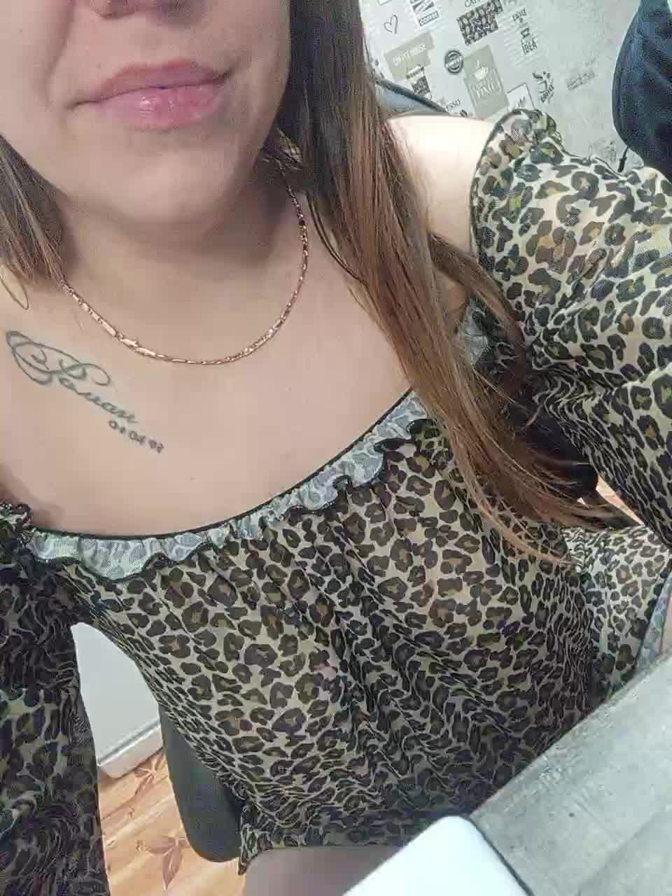 Niki233221 Live Sex December 29, 2025