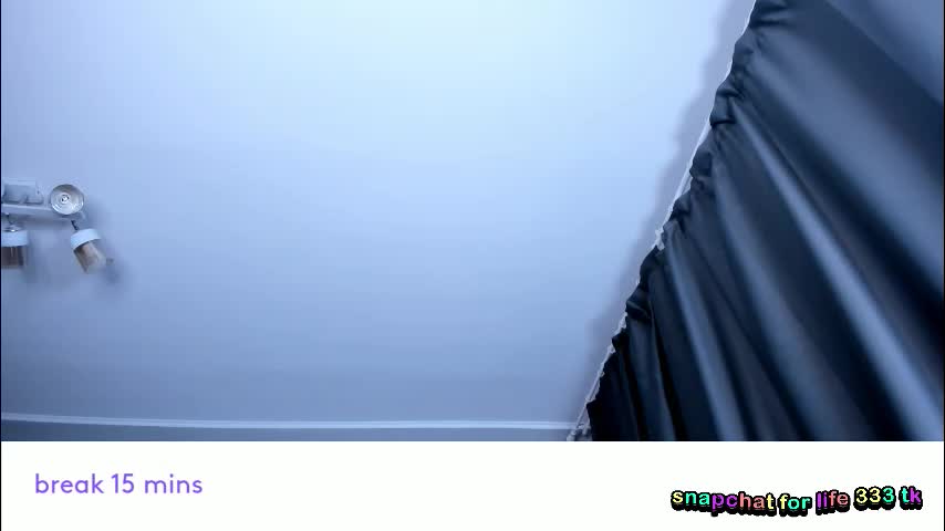 vivian_qwerty Live Sex December 29, 2025