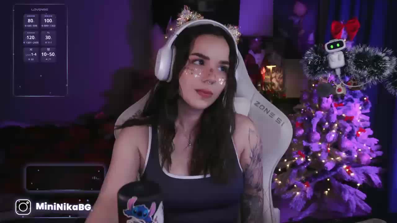 MiniNika Live Sex December 29, 2025